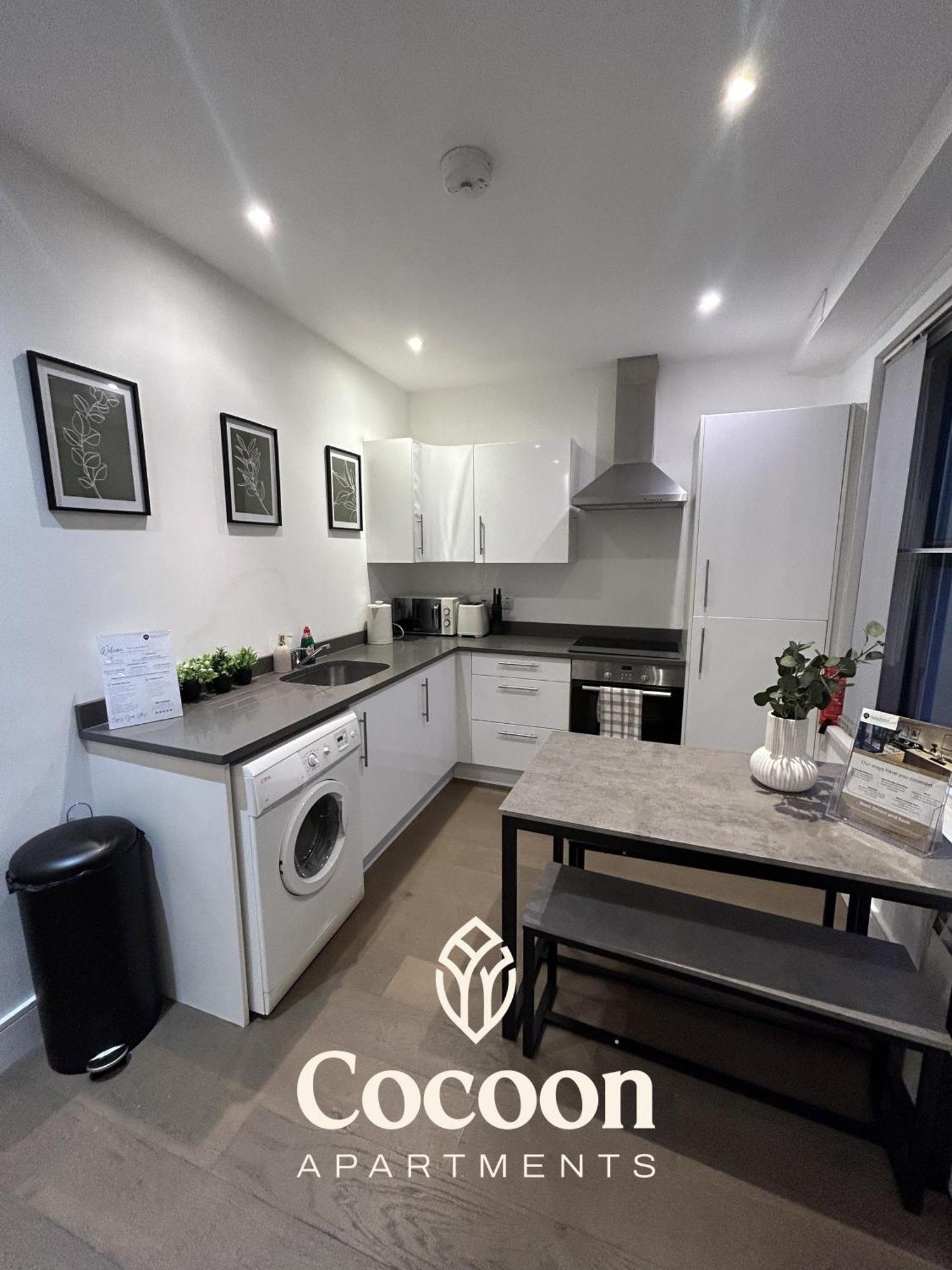 2 Bed Stylish Apartment, Vibrant Hoxton * London